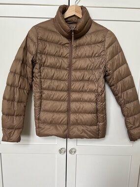 Women’s XS down packable puffer jacket